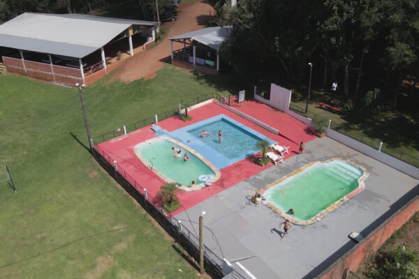Camping y Pileta Bela Park